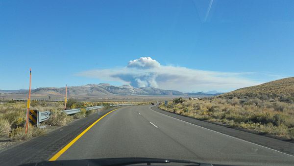 Fire towards Mamouth Mountain area